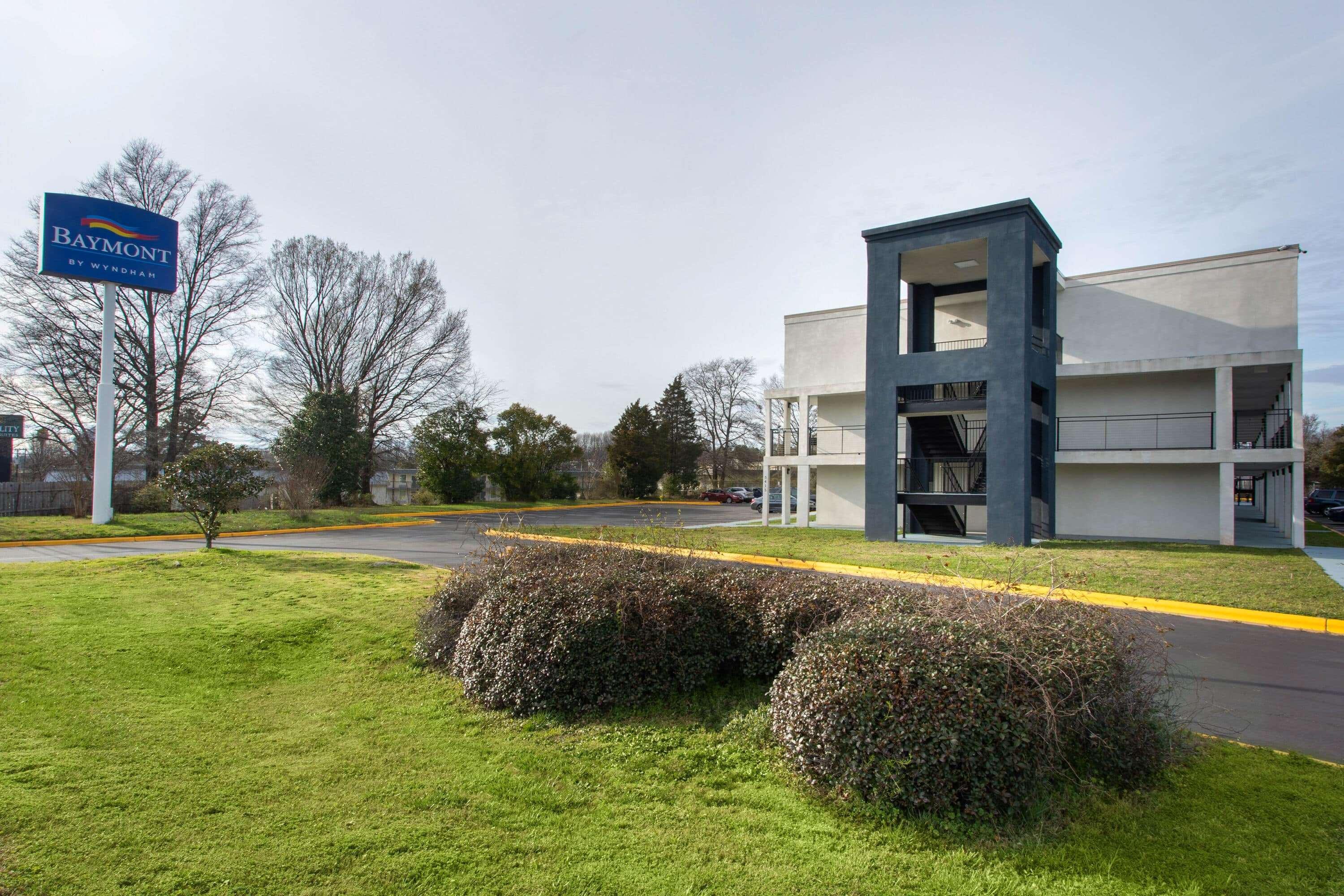 Baymont By Wyndham Charlotte University Экстерьер фото